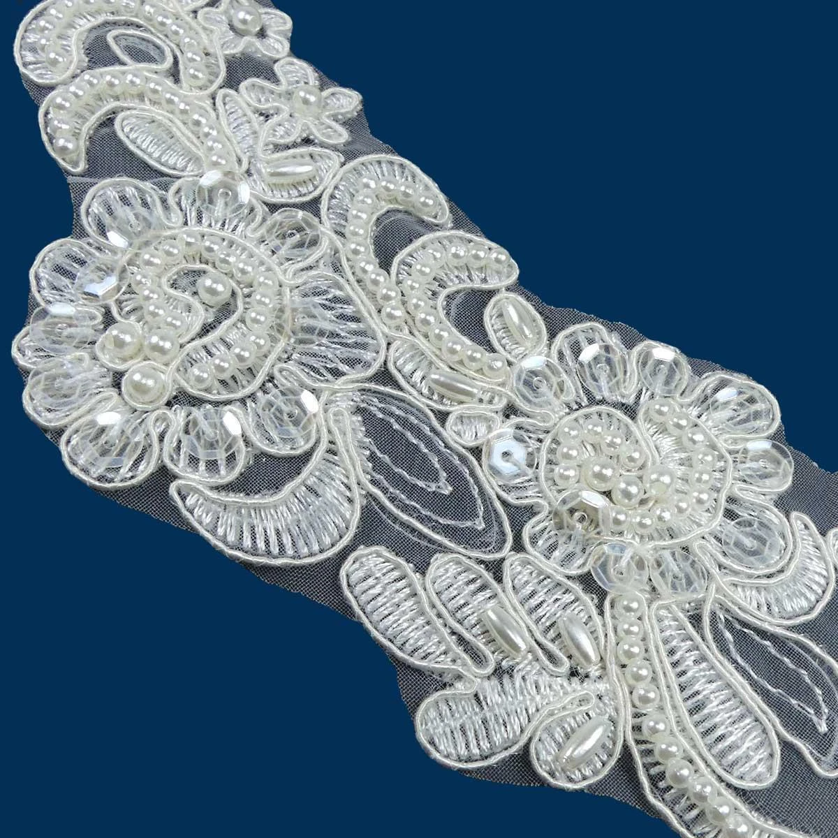 Aplicación Bordada En Crudo 21x7cm. Pareja 4 Aplicación Bordada En Crudo 21x7cm. Pareja - Imagen 2