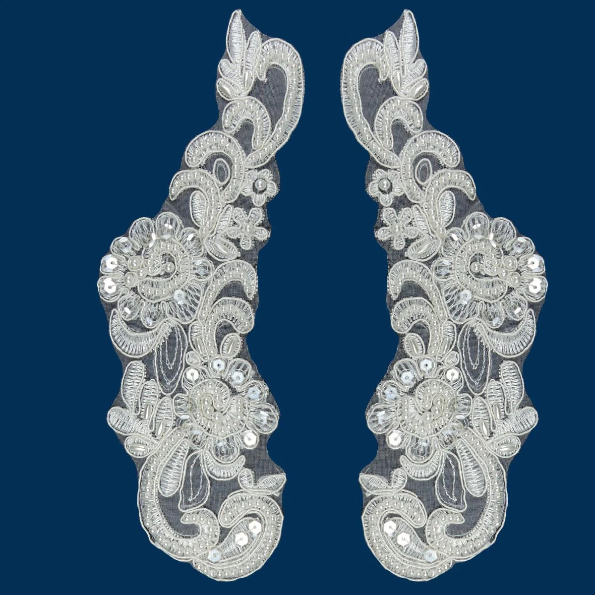 Aplicación Bordada En Crudo 21x7cm. Pareja 3 Aplicación Bordada En Crudo 21x7cm. Pareja