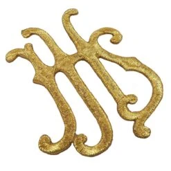 Aplicación Bordada Termoadhesiva JHS 6,5x8cm. Oro 5 Aplicación Bordada Termoadhesiva JHS 6,5x8cm. Oro -Merceria Botton aplicacion bordada termoadhesiva jhs 6x8cm oro 1
