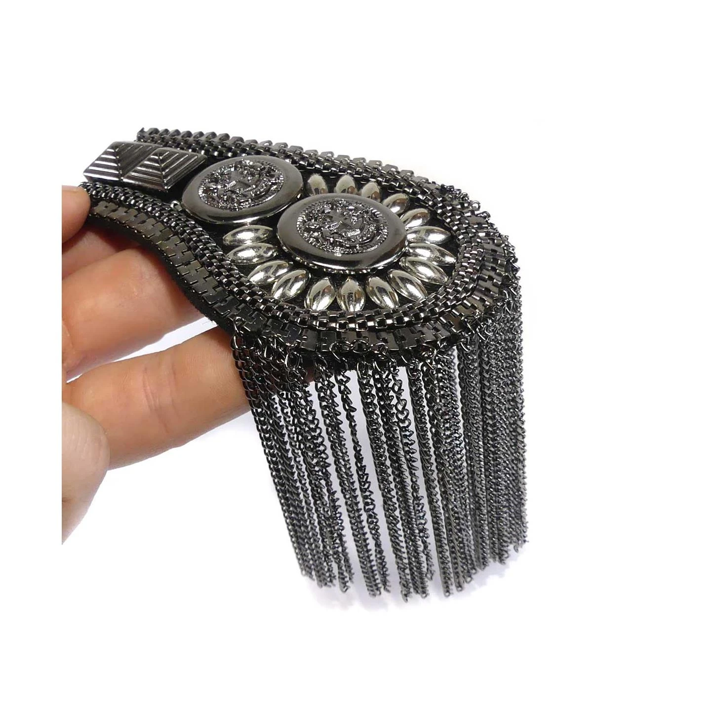 Aplicación Hombrera Con Cadena Metalizada. Varios Colores 5 Aplicación Hombrera Con Cadena Metalizada. Varios Colores - Imagen 3