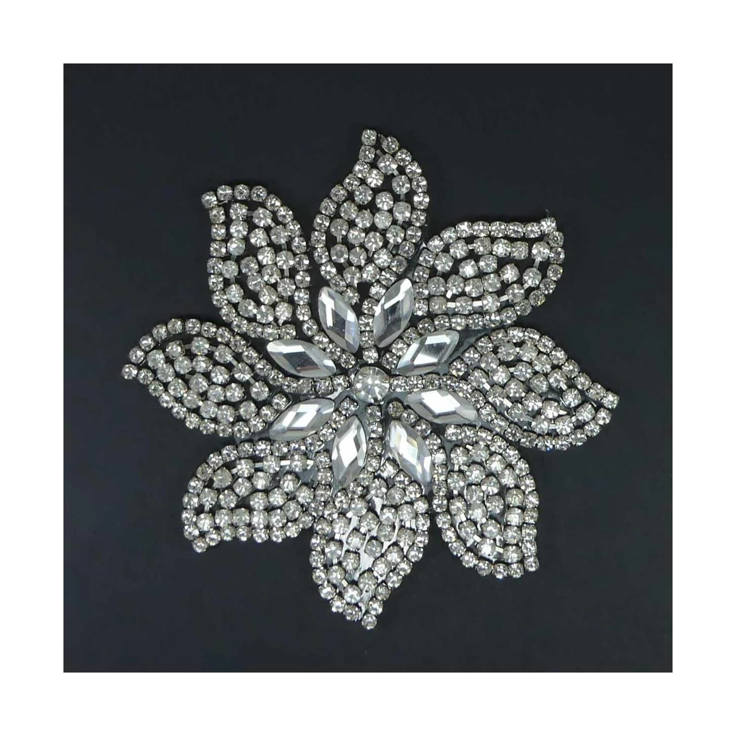 Aplicación Strass Termo En Flor Con Base Metálica 3 Aplicación Strass Termo En Flor Con Base Metálica