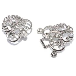 Broche De Strass Fantasía Plata Calado. 4,5cm X 2,5cm -Merceria Botton broche de strass fantasia plata calado 45mm x 25mm 2