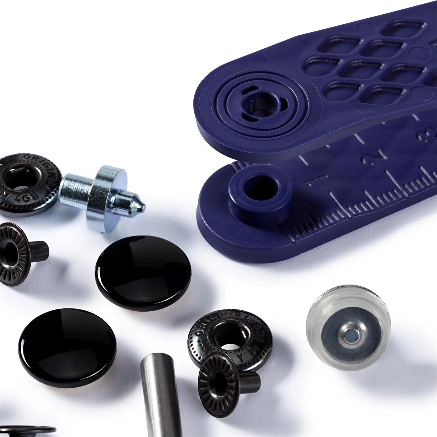 Broches Presión Anorak Negro Con Ensamblador 15mm. Prym 5 Broches Presión Anorak Negro Con Ensamblador 15mm. Prym - Imagen 3