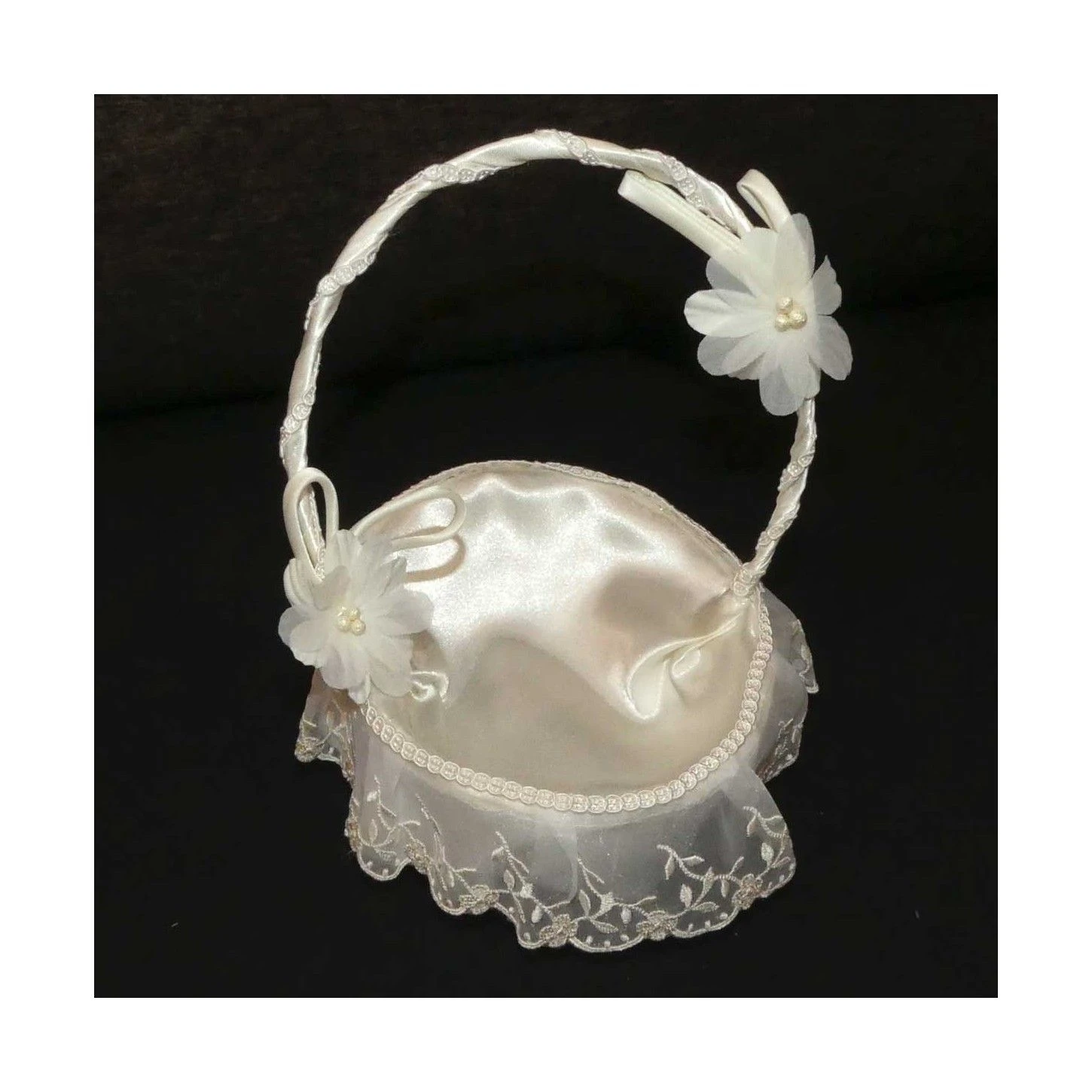 Cesta Para Ceremonia Con Bordados Marfil 12x16x18cm 3 Cesta Para Ceremonia Con Bordados Marfil 12x16x18cm