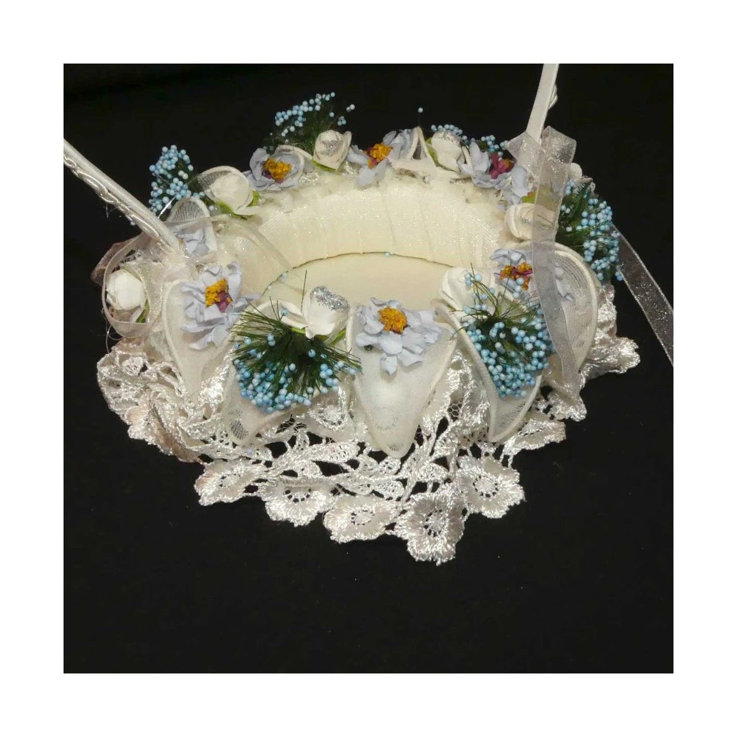 Cesta Para Ceremonia Con Guipur Y Flores 12x12x15cm 4 Cesta Para Ceremonia Con Guipur Y Flores 12x12x15cm - Imagen 2