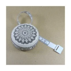 Cinta Métrica Retráctil Acolchada Y Estampado étnico