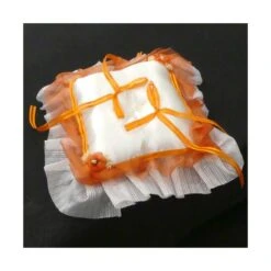 Cojín Para Alianzas Decorado Con Detalles Naranja