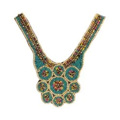 Cuello étnico Con Maderas De Colores. 26x28cm