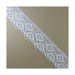 Encaje Bolillo Crudo Enrejado Con Rombos 4cm. Conjunto 20