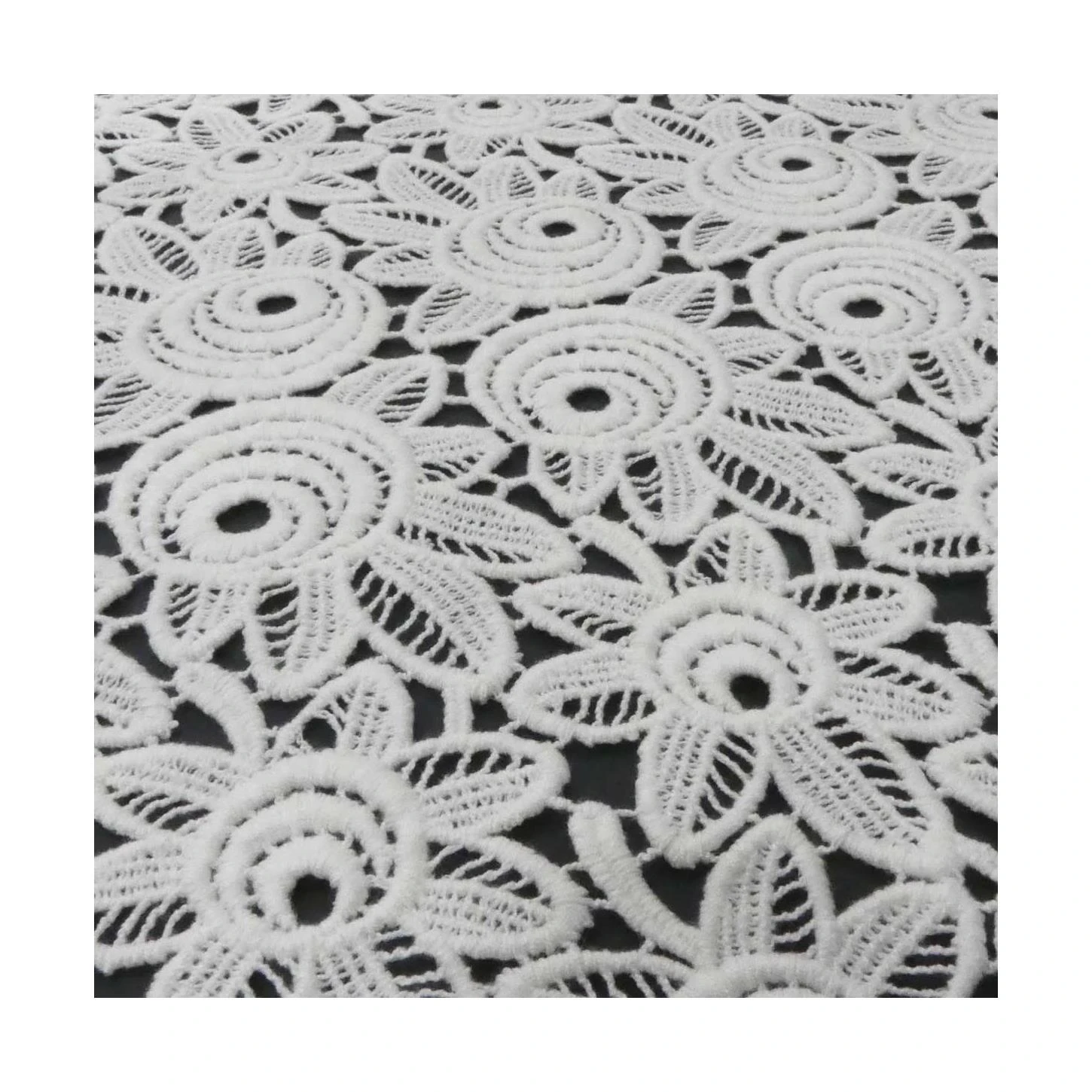 Encaje Guipur Blanco Floral 40cm 4 Encaje Guipur Blanco Floral 40cm - Imagen 2