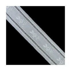 Entredós Bordado Blanco Flores 4cm. Conjunto 33