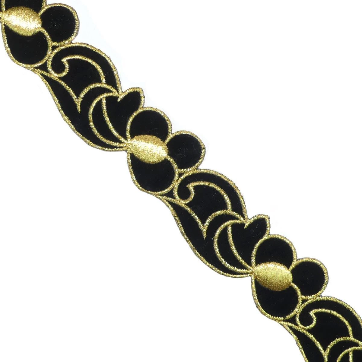 Galón Bordado Termoadhesivo Negro Y Dorado 3,5cm. Flores 3 Galón Bordado Termoadhesivo Negro Y Dorado 3,5cm. Flores