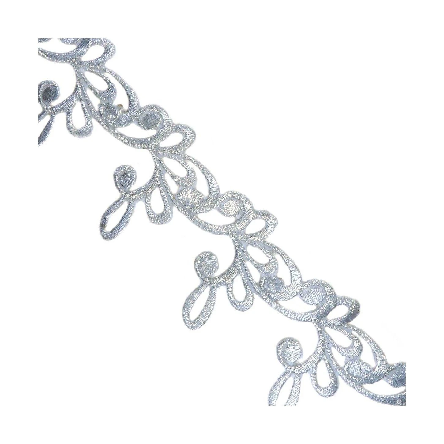 Galón Bordado Termoadhesivo Plateado 6cm. Orla 3 Galón Bordado Termoadhesivo Plateado 6cm. Orla