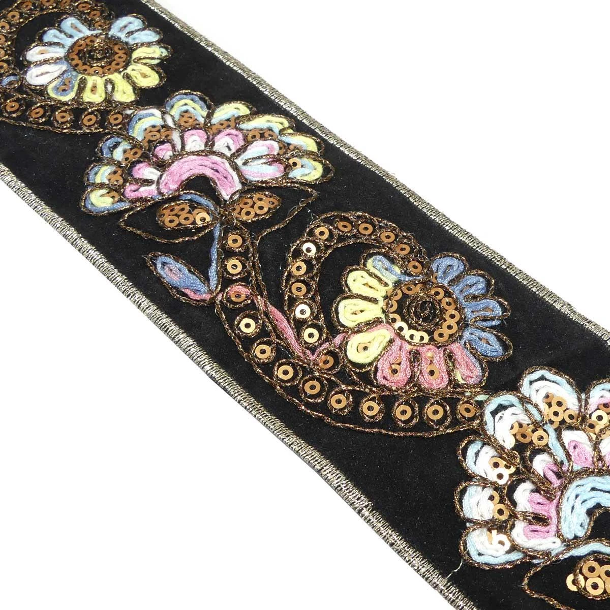 Galón Multicolor Y Dorado Con Lentejuela 6cm 4 Galón Multicolor Y Dorado Con Lentejuela 6cm - Imagen 2