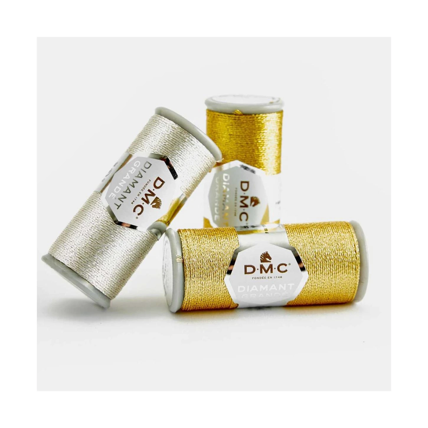 Hilo Para Bordar Diamant Grandé DMC 20m. Varios Colores 3 Hilo Para Bordar Diamant Grandé DMC 20m. Varios Colores