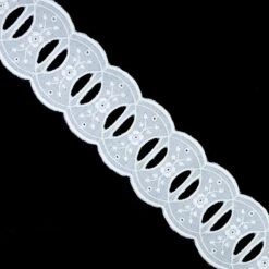 Pasacintas Bordado Blanco 4,9cm Ancho. Algodón