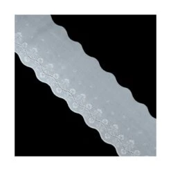 Puntilla Bordada Batista Blanco 65mm. Conjunto 39