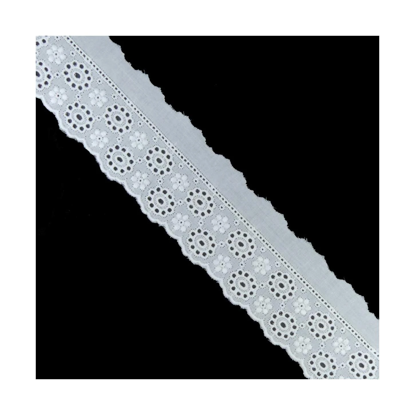 Puntilla Bordada Blanca Dos Flores 4cm. Conjunto 37 3 Puntilla Bordada Blanca Dos Flores 4cm. Conjunto 37