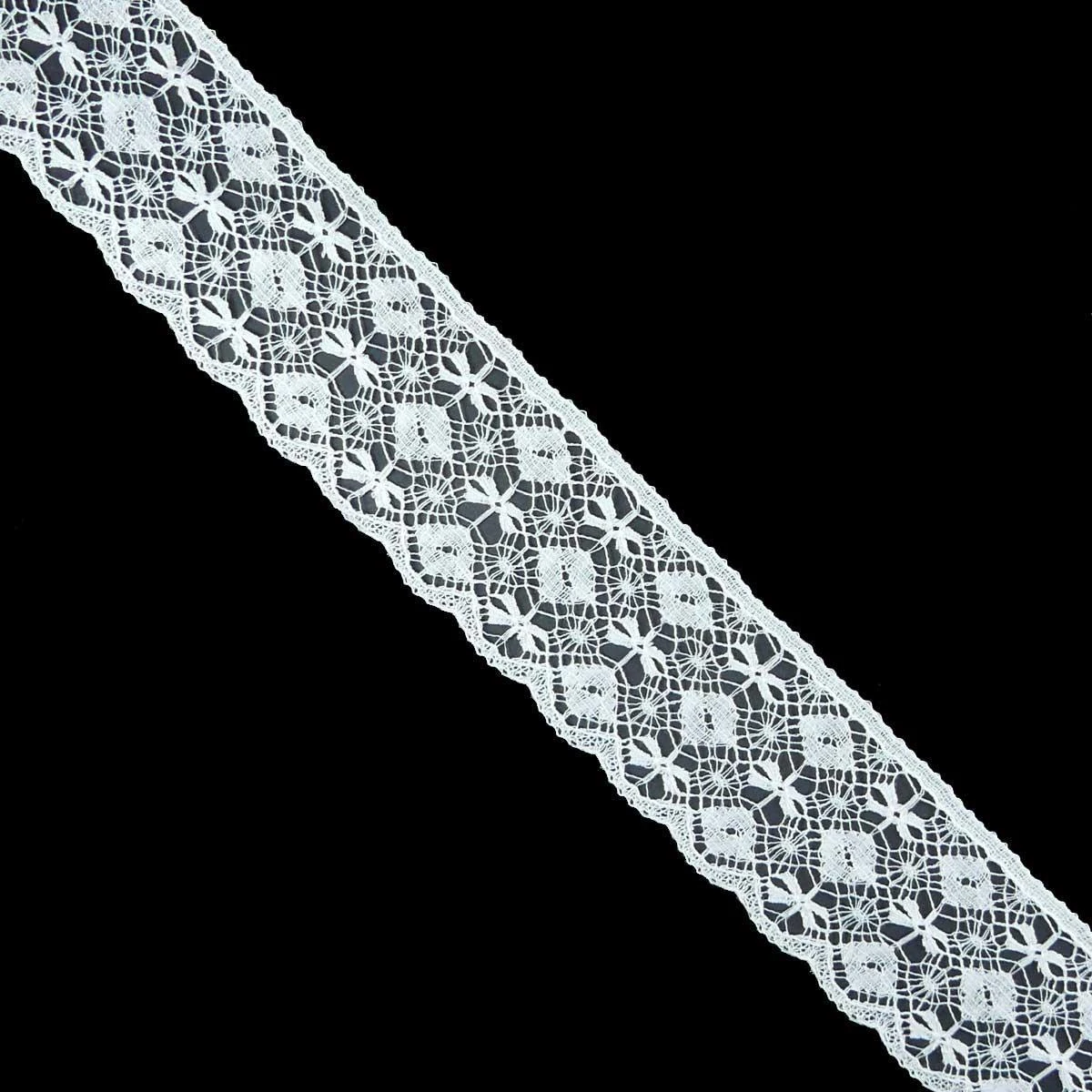 Puntilla Valencienne Blanco 3,4cm. Conjunto 12 3 Puntilla Valencienne Blanco 3,4cm. Conjunto 12