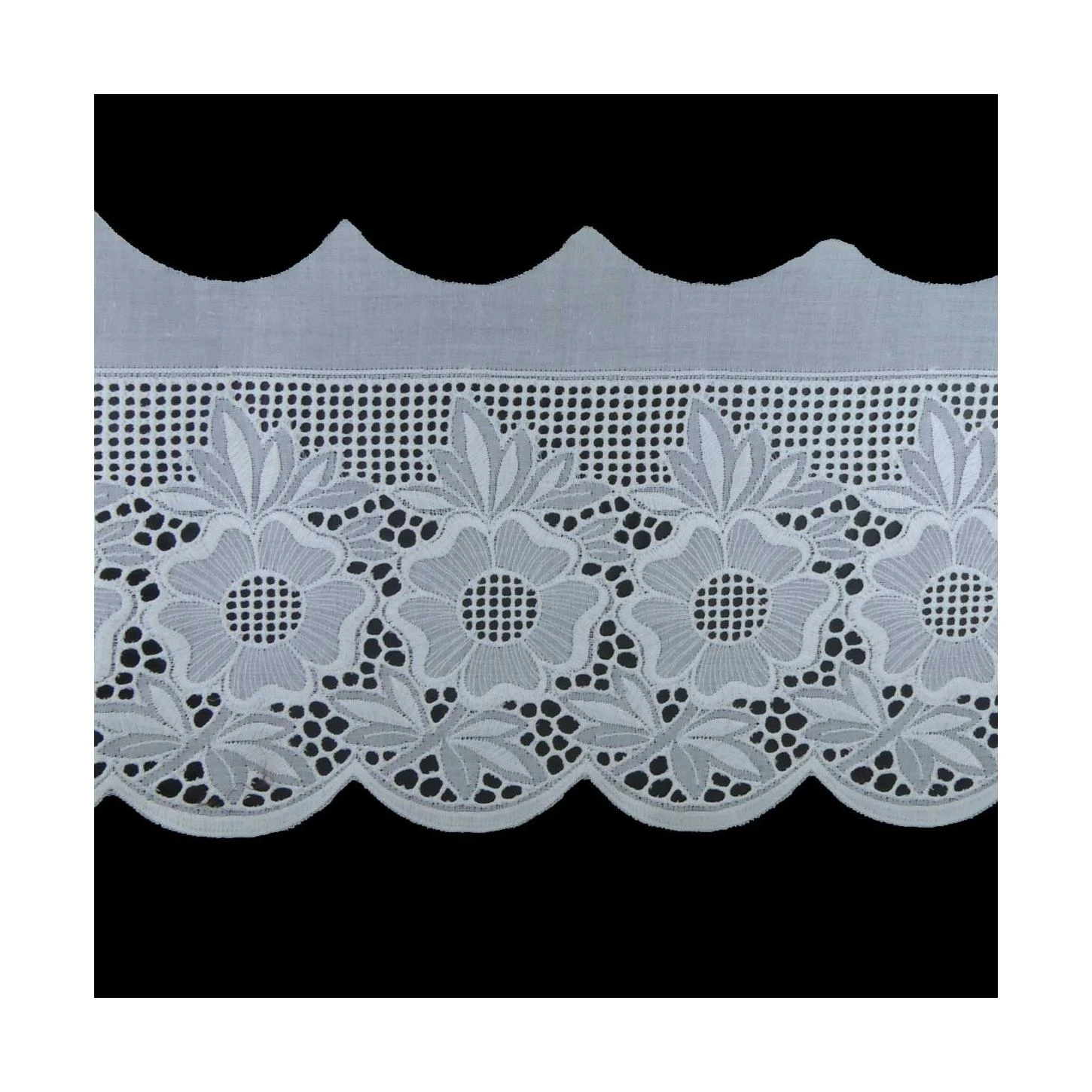 Tira Bordada Ancha Batista Blanco 13cm. Flor Grande 3 Tira Bordada Ancha Batista Blanco 13cm. Flor Grande