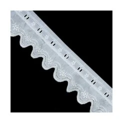 Tira Bordada Fruncida 4,5cm Blanco. Cenefa Con Flores