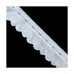 Tira Bordada Fruncida 4,5cm Con Pasacintas Blanco. Lacitos