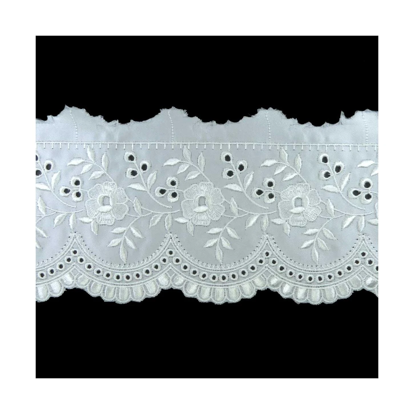 Tira Bordada Raso Blanco Flores 95mm 3 Tira Bordada Raso Blanco Flores 95mm