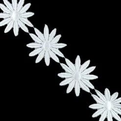 Tira De Margaritas De Guipur En Blanco 5cm